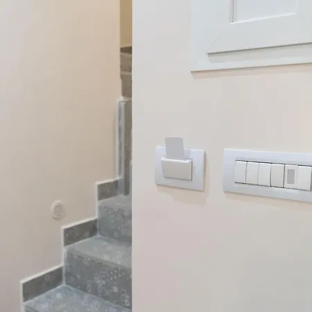 Mare Chiaja Apartment
