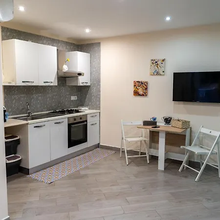 Apartment Mare Chiaja Naples
